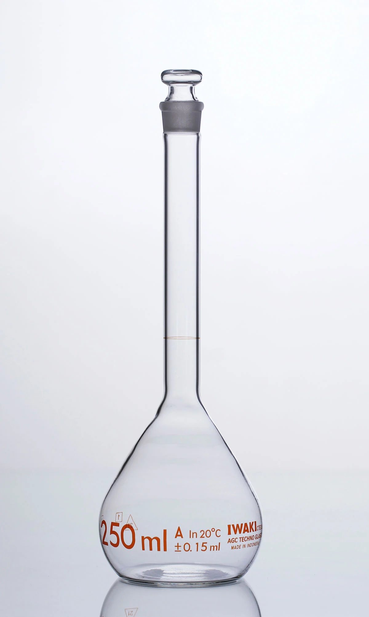 Volumetric Flask with Glass Stopper - Clear