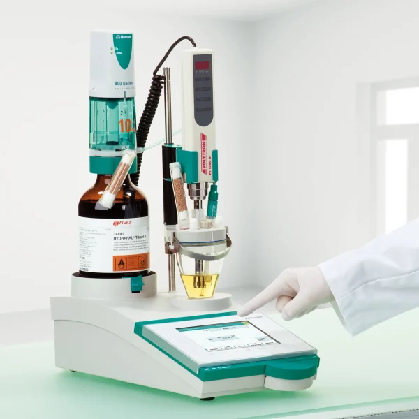 Metrohm Karl Fischer titrator for petroleum moisture ASTM D6304